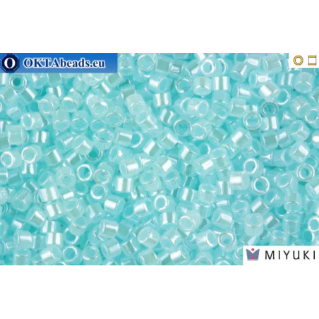 MIYUKI Delica Lined Crystal/Light Aquamarine (DB239) 11/0