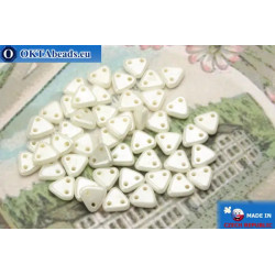 Triangle Beads white luster (L03000) 6mm